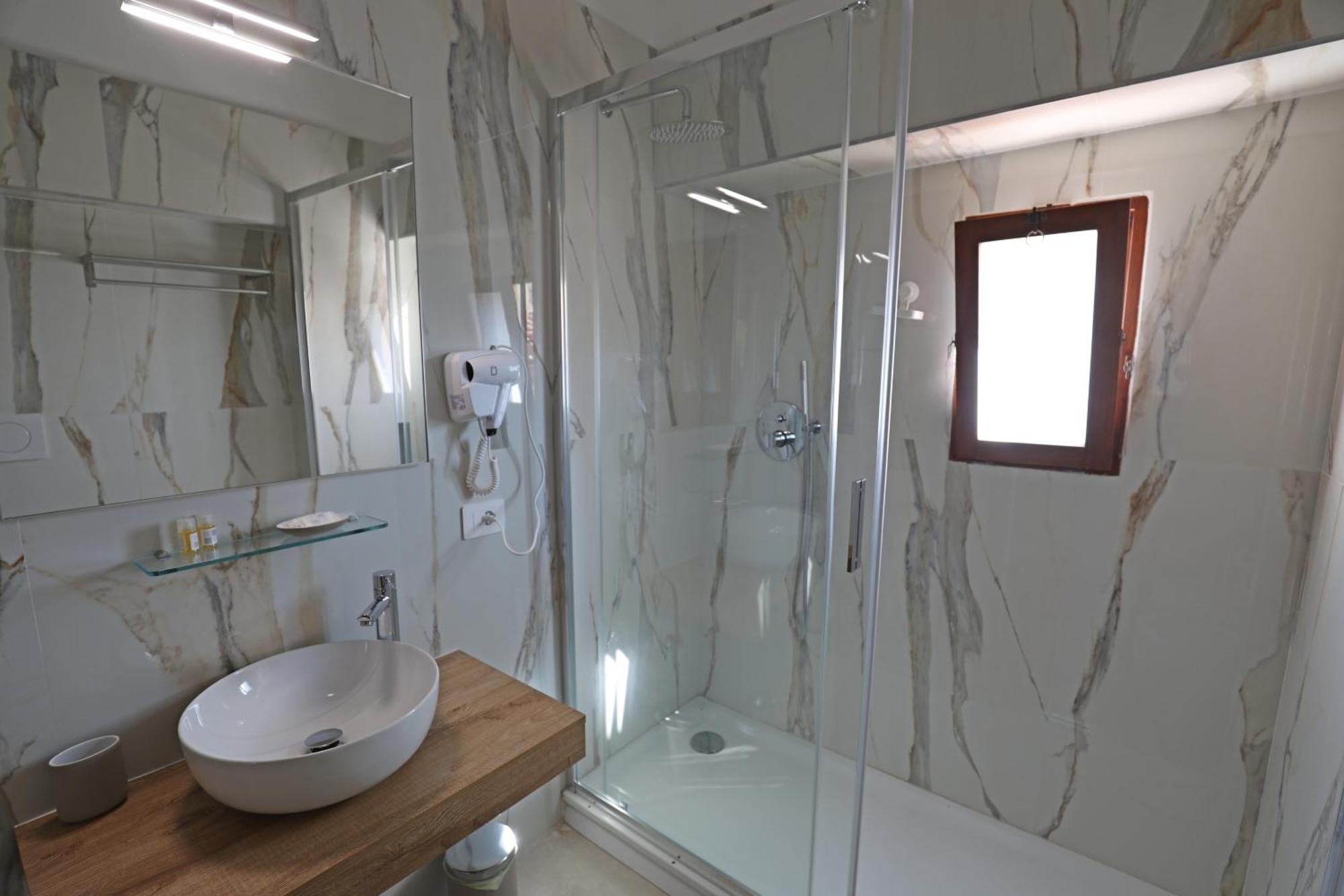 Romerooms Condotti Экстерьер фото